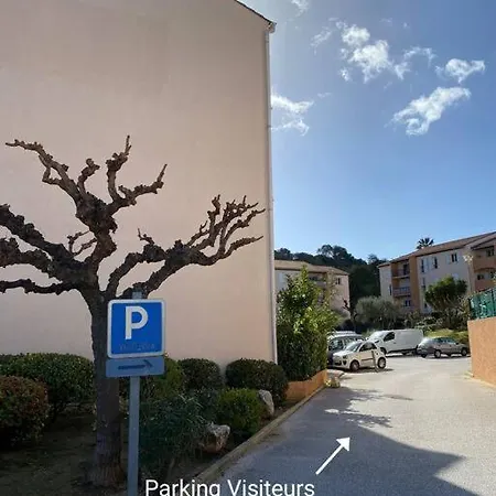 Charmant Studio Costebelle Proche Gare, Terrasse Et Parking Gratuit Apartment
