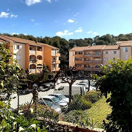 Charmant Studio Costebelle Proche Gare, Terrasse Et Parking Gratuit * Hyeres