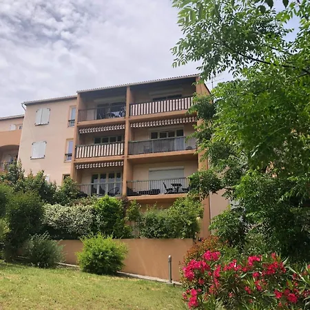 Charmant Studio Costebelle Proche Gare, Terrasse Et Parking Gratuit Hyeres
